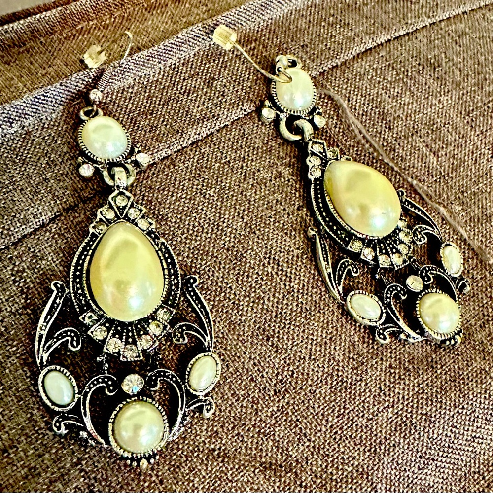 Fashion earrings